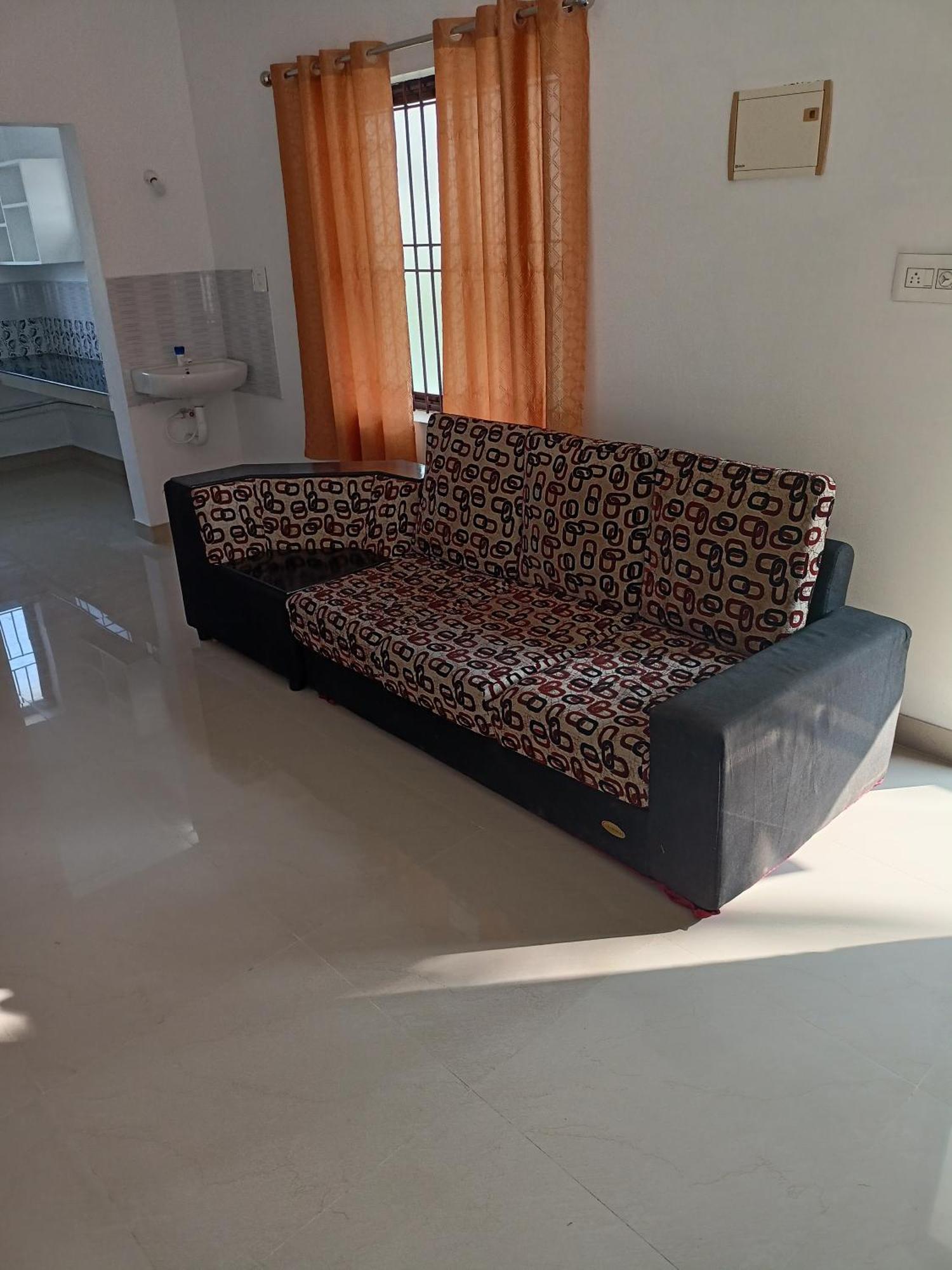 Space Villa Homestay Irimbranallur Luaran gambar